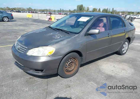 2004 Toyota Corolla Le z USA, uszkodzony, nr VIN 1NXBR32E94Z233457